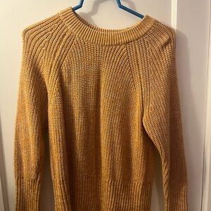 Universal Thread Mustard Crew Neck Sweater